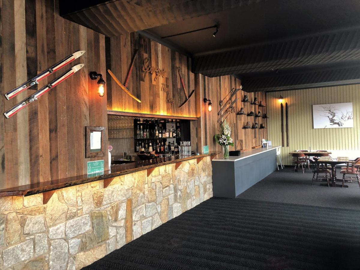 Falls Creek Hotel 외부 사진