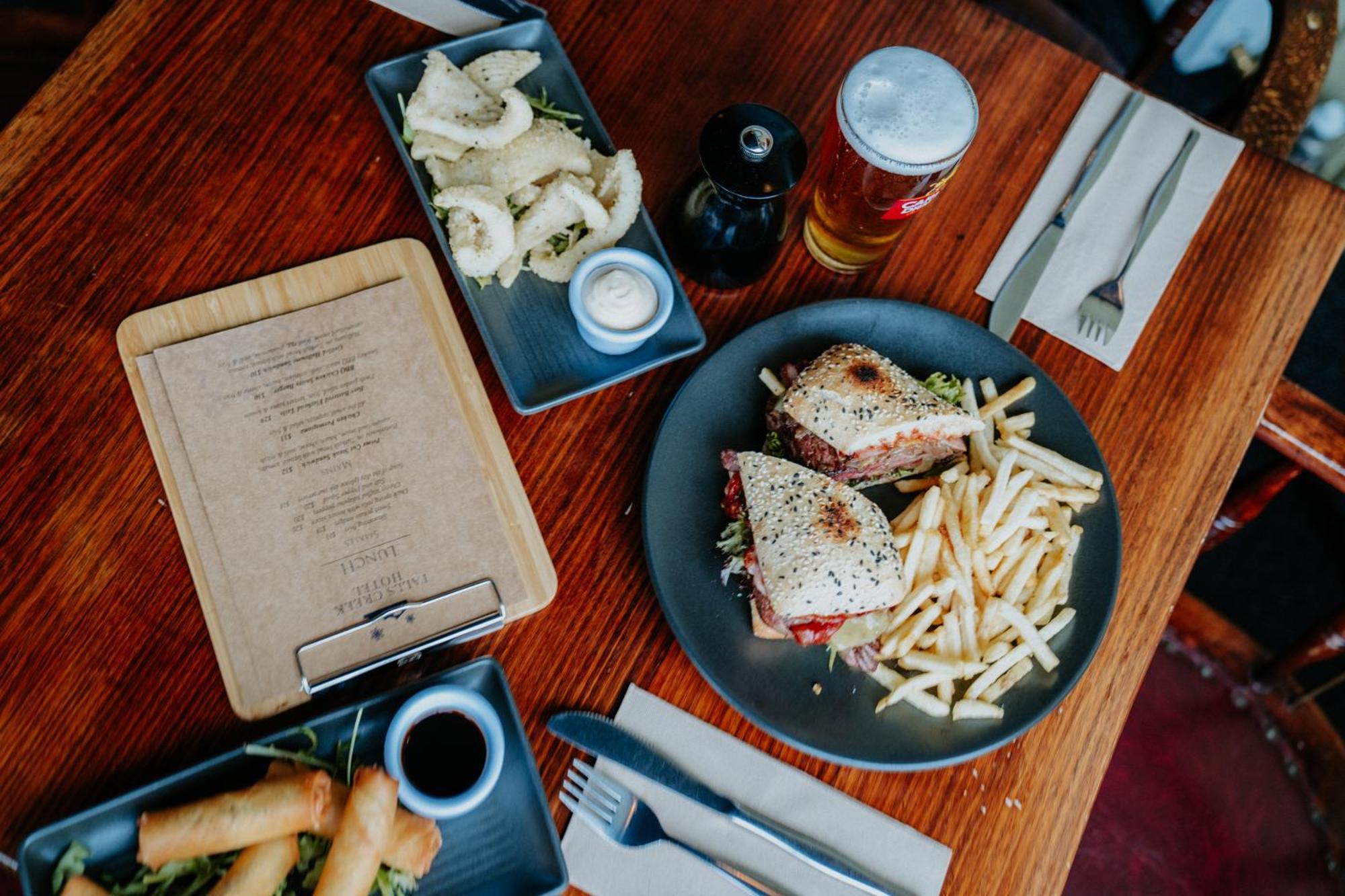 Falls Creek Hotel 외부 사진